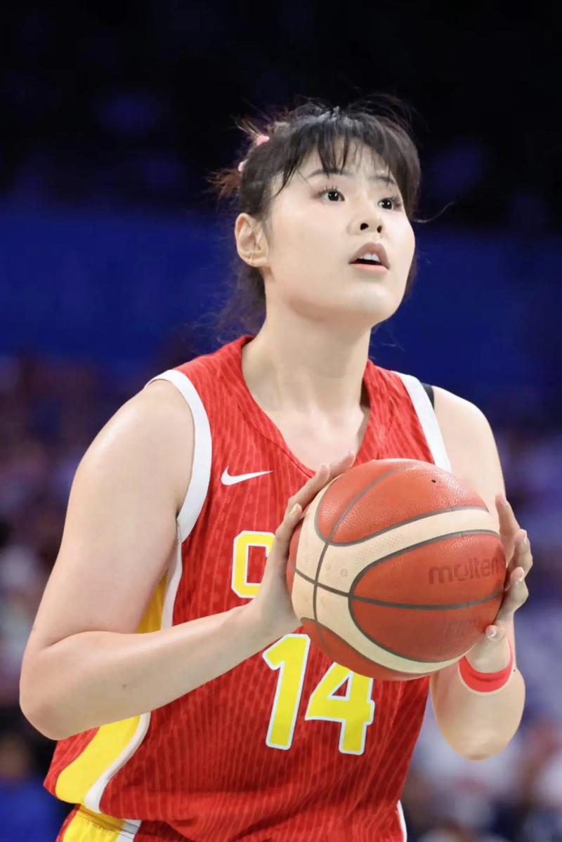 李月汝11分9板创赛季新高，助飞翼险胜太阳的简单介绍